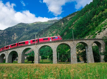 Bernina Express ile Antalya Kalkışlı Motto İtalya Turu SunExpress Havayolları ile 4 Gece 8 Gün 30 Eylül IS001